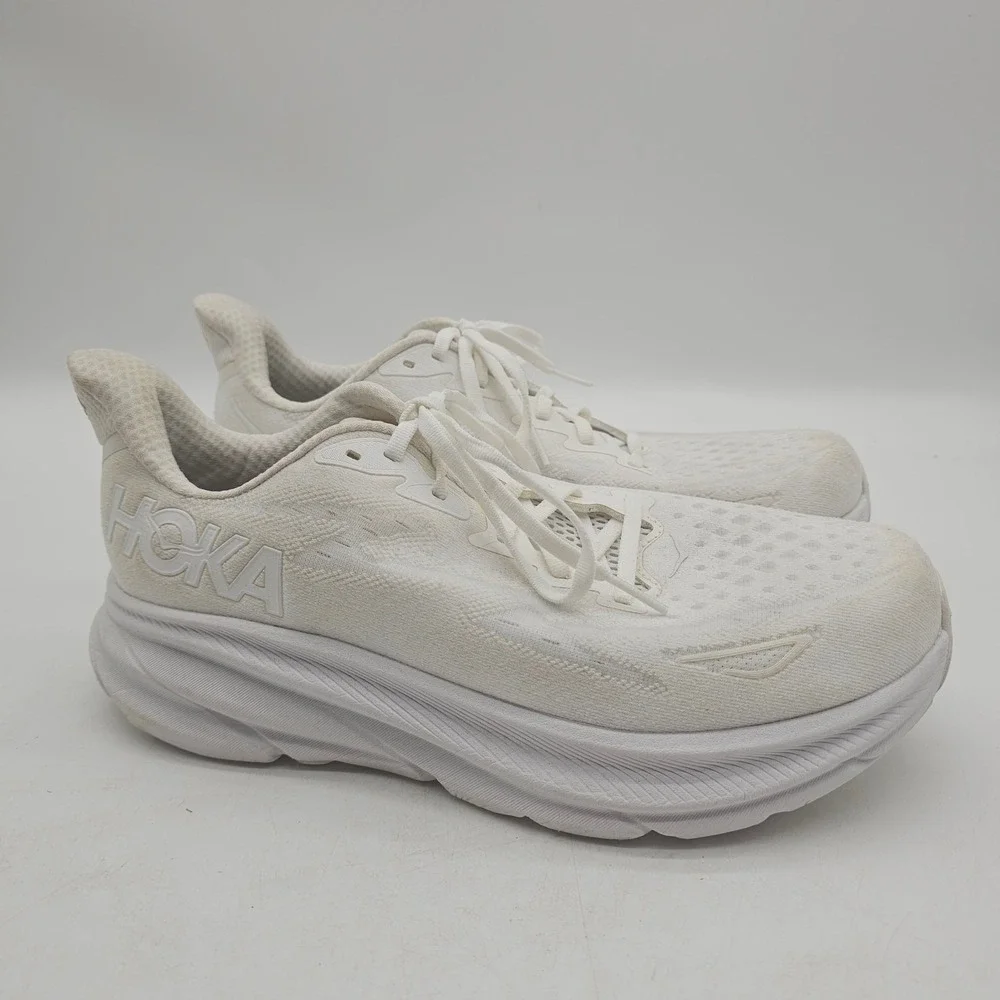 Hoka Clifton 9 Running Shoes Women's Size 11 D White / White